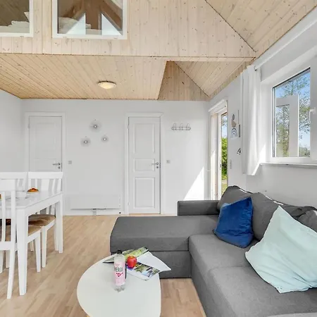 Lovely In With Wifi Holiday home *