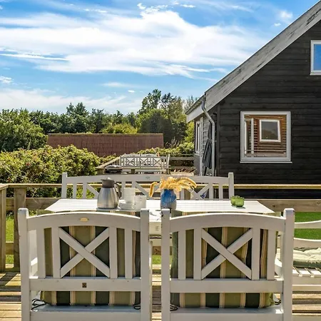 Holiday home Lovely In With Wifi *