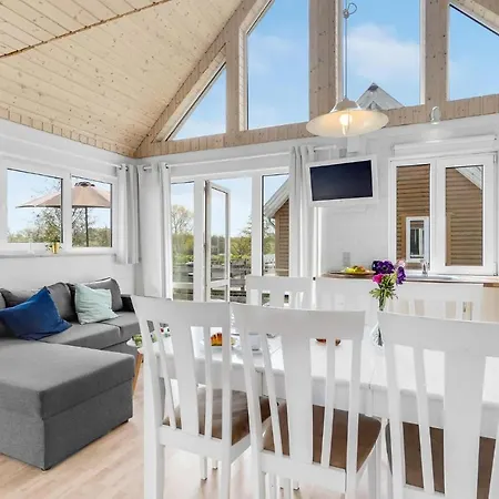 Holiday home Lovely In With Wifi