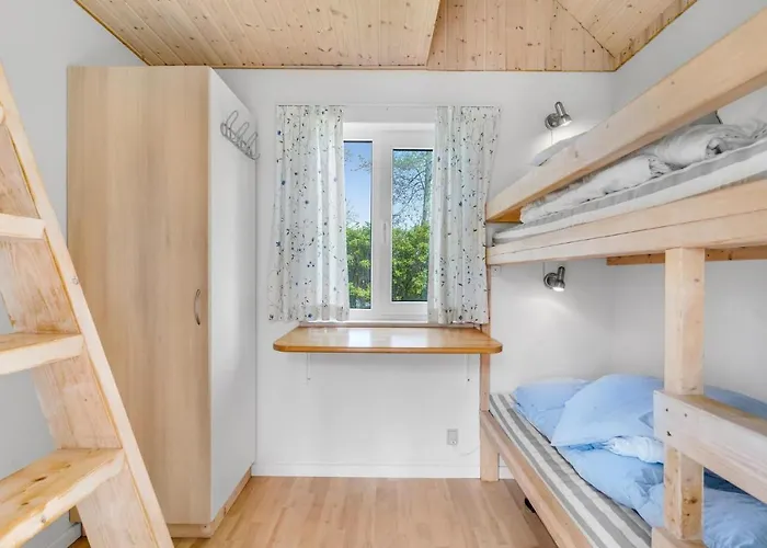 Holiday home Lovely In With Wifi