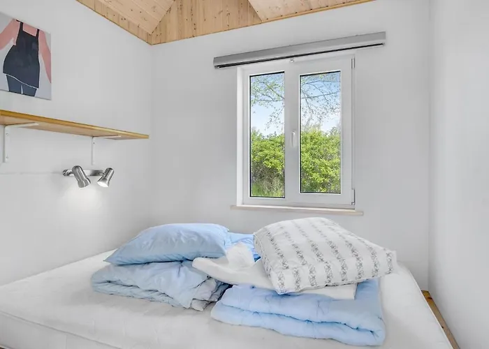 Lovely In With Wifi Holiday home *