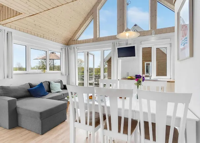 Holiday home Lovely In With Wifi